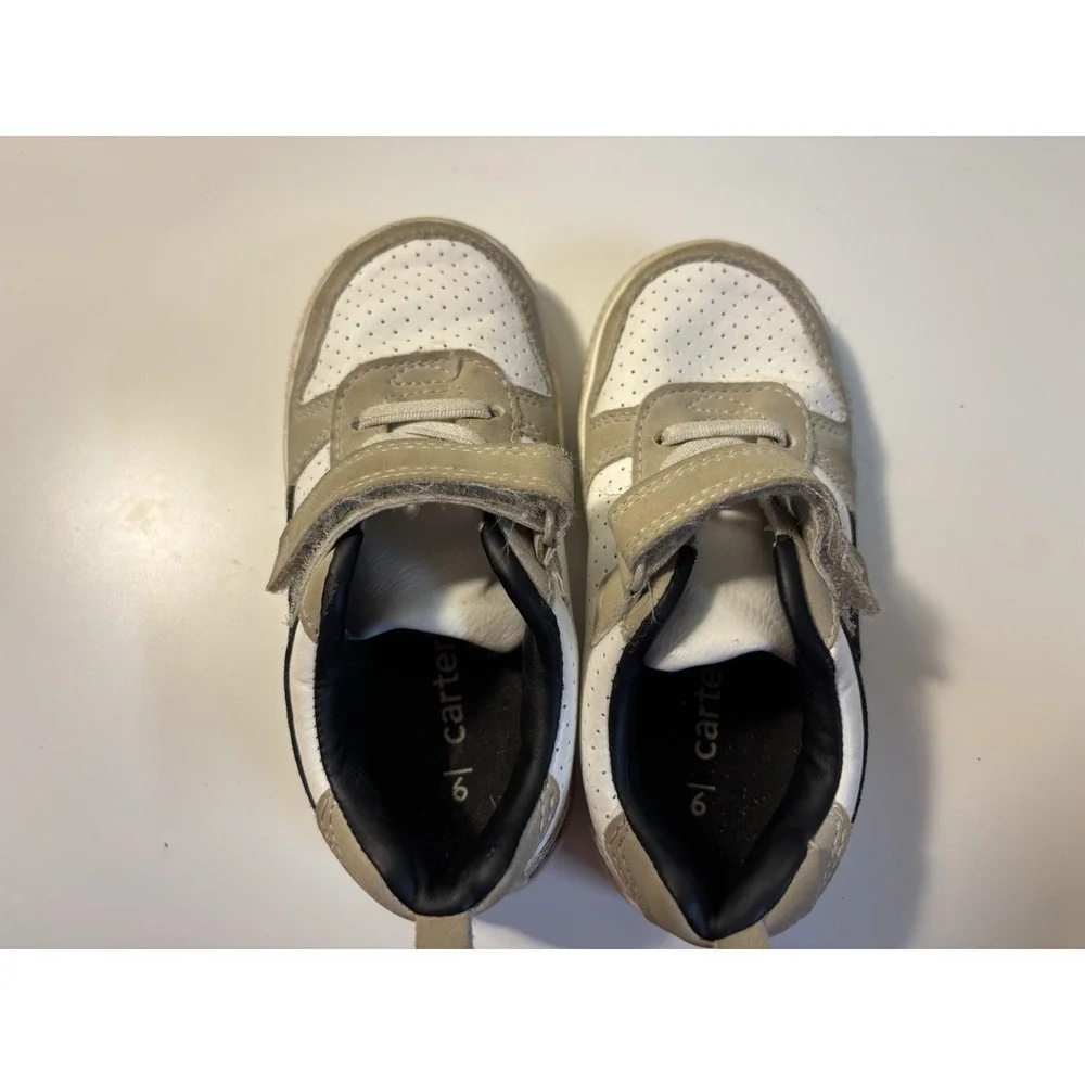 Carters Boys Sneakers Size 9 White Gray Black Colorblock Low Top Hook Loop Strap